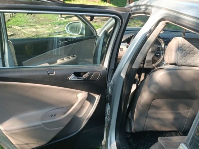 Сірий Фольксваген Пассат Варіант, об'ємом двигуна 2 л та пробігом 305 тис. км за 5000 $, фото 11 на Automoto.ua