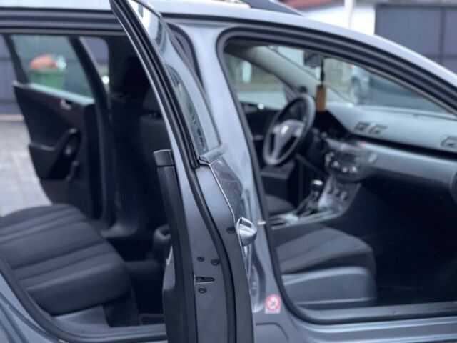 Серый Фольксваген Пассат Вариант, объемом двигателя 1.9 л и пробегом 327 тыс. км за 2250 $, фото 14 на Automoto.ua