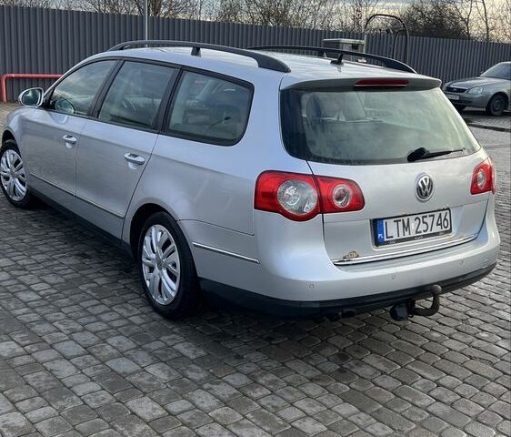 Серый Фольксваген Пассат Вариант, объемом двигателя 2 л и пробегом 300 тыс. км за 2500 $, фото 4 на Automoto.ua