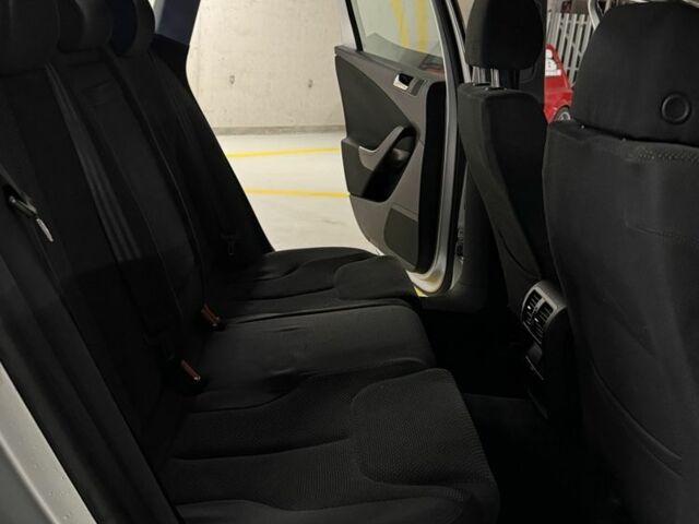 Серый Фольксваген Пассат Вариант, объемом двигателя 1.9 л и пробегом 274 тыс. км за 2950 $, фото 15 на Automoto.ua