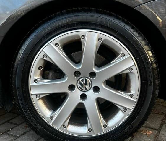 Сірий Фольксваген Пассат Варіант, об'ємом двигуна 2 л та пробігом 318 тис. км за 2550 $, фото 11 на Automoto.ua