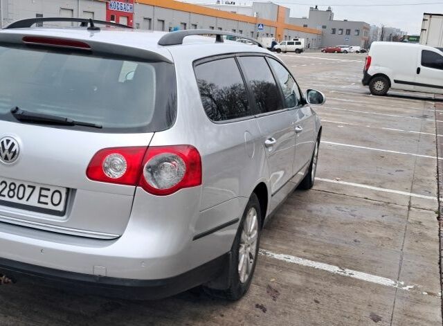 Серый Фольксваген Пассат Вариант, объемом двигателя 2 л и пробегом 355 тыс. км за 5200 $, фото 17 на Automoto.ua