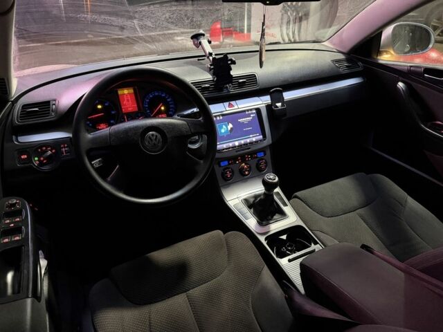 Серый Фольксваген Пассат Вариант, объемом двигателя 2 л и пробегом 258 тыс. км за 3000 $, фото 5 на Automoto.ua