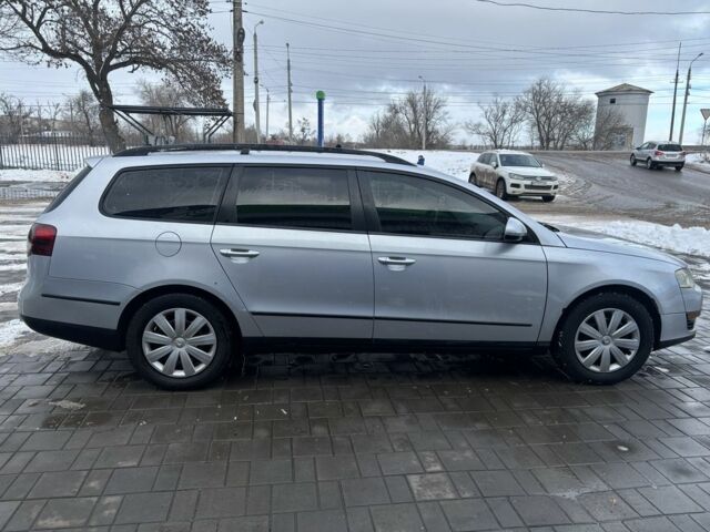 Сірий Фольксваген Пассат Варіант, об'ємом двигуна 1.6 л та пробігом 287 тис. км за 6200 $, фото 2 на Automoto.ua