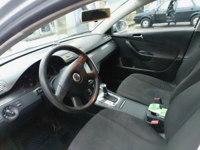 Серый Фольксваген Пассат Вариант, объемом двигателя 2 л и пробегом 308 тыс. км за 7000 $, фото 8 на Automoto.ua