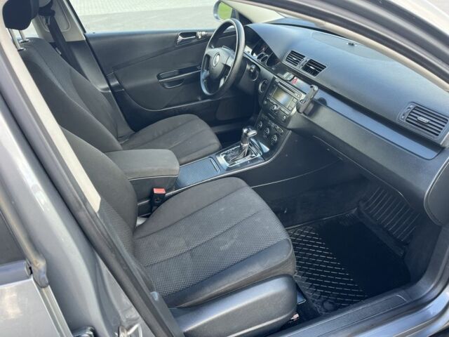 Фольксваген Пассат Вариант 2006 в Яворове на Automoto.ua Серый Фольксваген Пассат Вариант, объемом двигателя 2 л и пробегом 277 тыс. км за 3277 $, фото 6 на Automoto.ua