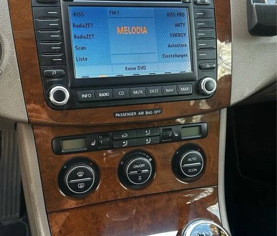 Сірий Фольксваген Пассат Варіант, об'ємом двигуна 2 л та пробігом 318 тис. км за 2550 $, фото 13 на Automoto.ua