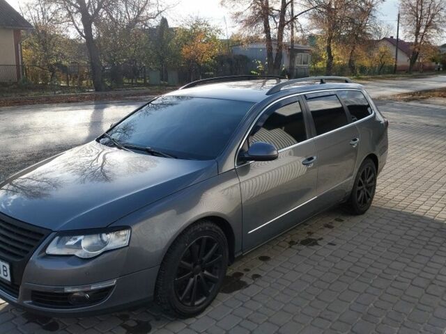 Сірий Фольксваген Пассат Варіант, об'ємом двигуна 2 л та пробігом 220 тис. км за 6999 $, фото 3 на Automoto.ua