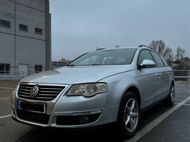 Серый Фольксваген Пассат Вариант, объемом двигателя 2 л и пробегом 344 тыс. км за 2499 $, фото 7 на Automoto.ua