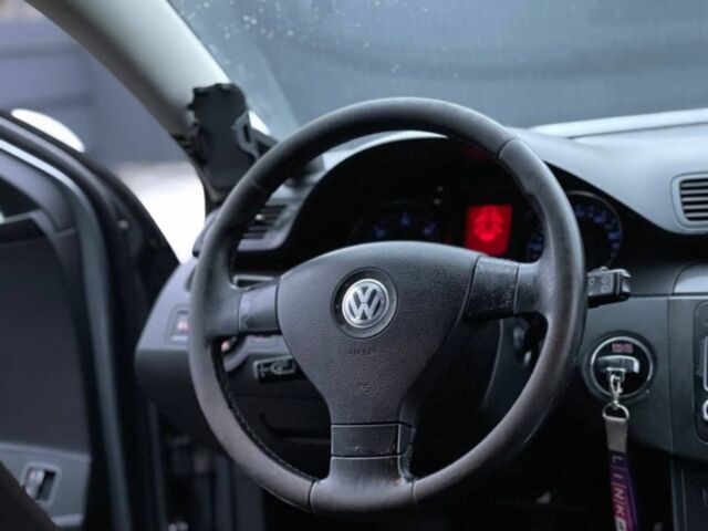 Серый Фольксваген Пассат Вариант, объемом двигателя 1.9 л и пробегом 327 тыс. км за 2250 $, фото 12 на Automoto.ua