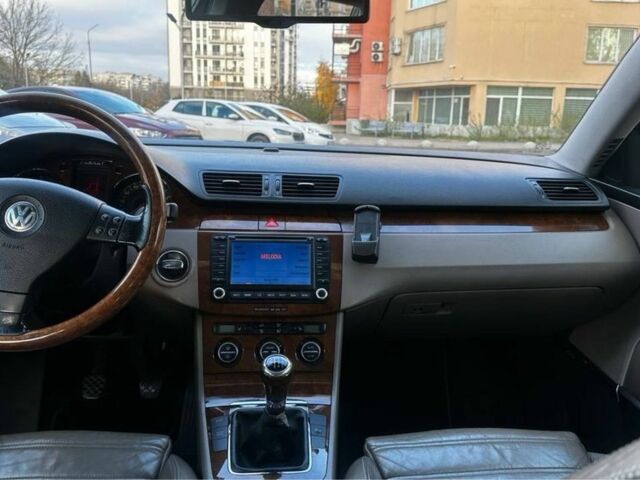 Сірий Фольксваген Пассат Варіант, об'ємом двигуна 2 л та пробігом 318 тис. км за 2550 $, фото 17 на Automoto.ua