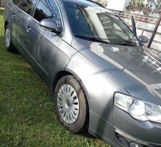 Сірий Фольксваген Пассат Варіант, об'ємом двигуна 2 л та пробігом 250 тис. км за 6500 $, фото 2 на Automoto.ua