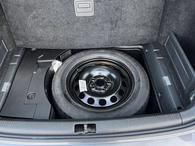 Серый Фольксваген Пассат Вариант, объемом двигателя 2 л и пробегом 234 тыс. км за 7300 $, фото 7 на Automoto.ua