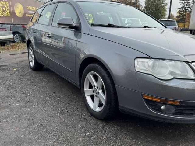 Сірий Фольксваген Пассат Варіант, об'ємом двигуна 1.6 л та пробігом 231 тис. км за 6699 $, фото 17 на Automoto.ua