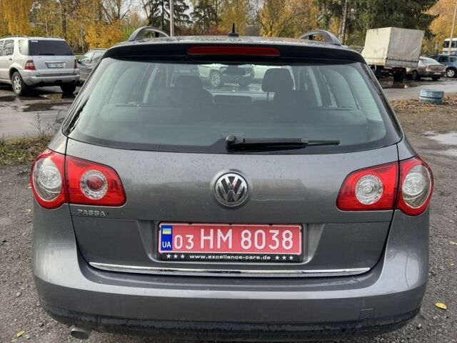 Сірий Фольксваген Пассат Варіант, об'ємом двигуна 1.6 л та пробігом 231 тис. км за 6699 $, фото 13 на Automoto.ua