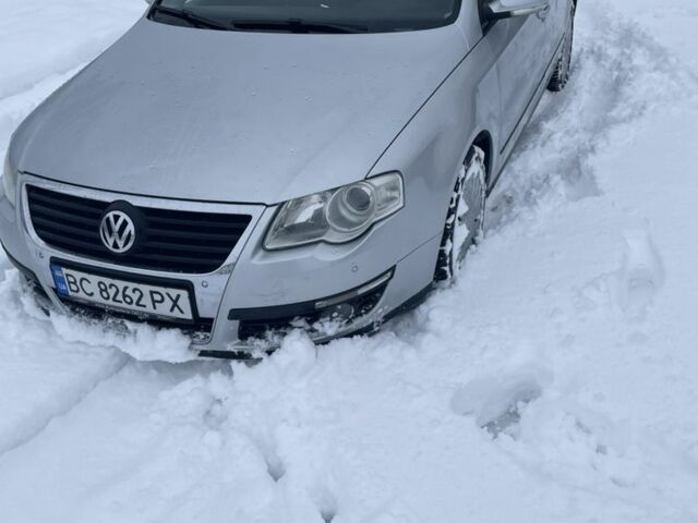 Сірий Фольксваген Пассат Варіант, об'ємом двигуна 2 л та пробігом 280 тис. км за 5000 $, фото 1 на Automoto.ua