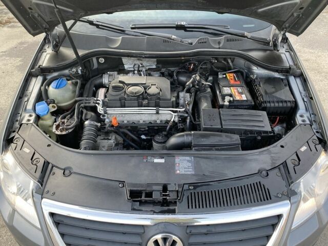 Сірий Фольксваген Пассат Варіант, об'ємом двигуна 1.9 л та пробігом 400 тис. км за 2450 $, фото 14 на Automoto.ua