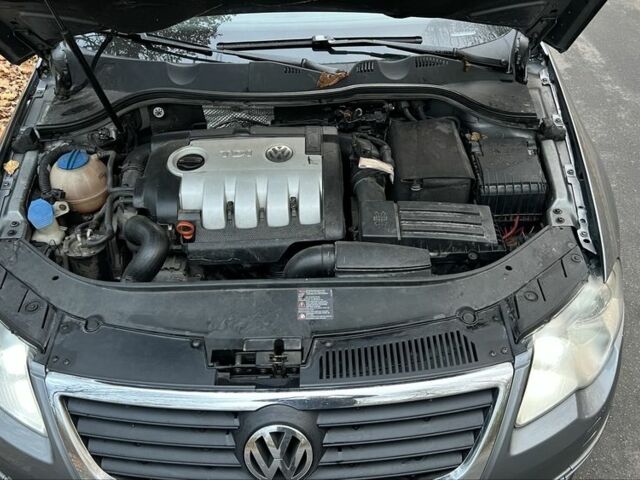 Серый Фольксваген Пассат Вариант, объемом двигателя 2 л и пробегом 326 тыс. км за 7300 $, фото 9 на Automoto.ua