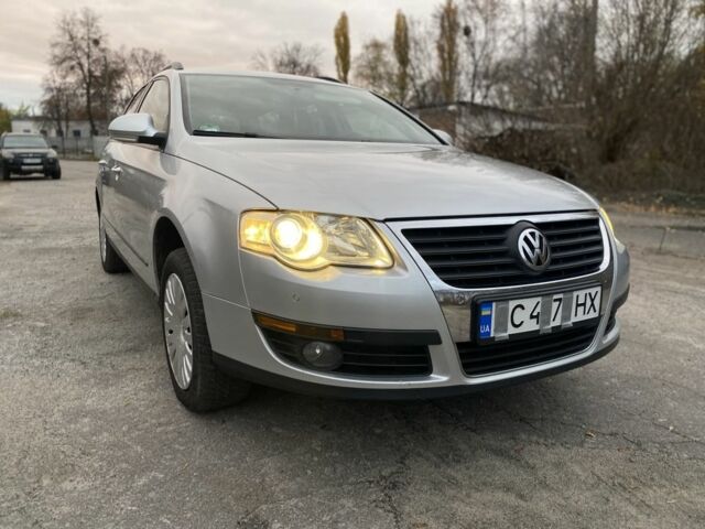 Фольксваген Пассат Варіант 2007 у Хороле на Automoto.ua Сірий Фольксваген Пассат Варіант, об'ємом двигуна 2 л та пробігом 257 тис. км за 3300 $, фото 10 на Automoto.ua
