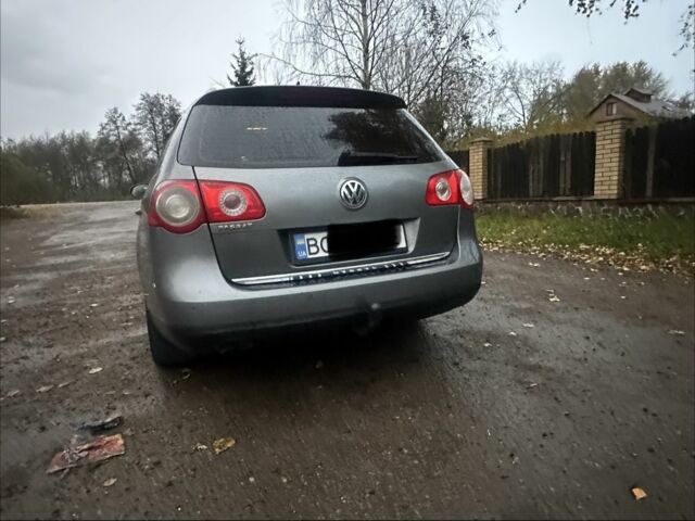 Сірий Фольксваген Пассат Варіант, об'ємом двигуна 2 л та пробігом 449 тис. км за 5300 $, фото 6 на Automoto.ua