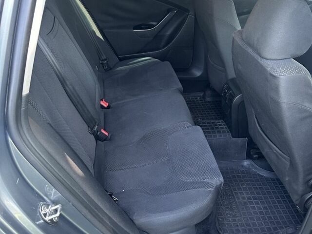 Сірий Фольксваген Пассат Варіант, об'ємом двигуна 2 л та пробігом 449 тис. км за 5300 $, фото 12 на Automoto.ua