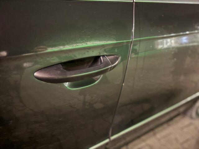 Серый Фольксваген Пассат Вариант, объемом двигателя 1.9 л и пробегом 300 тыс. км за 2950 $, фото 18 на Automoto.ua