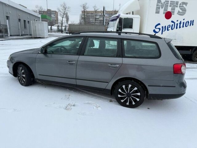 Серый Фольксваген Пассат Вариант, объемом двигателя 1.9 л и пробегом 300 тыс. км за 2950 $, фото 6 на Automoto.ua