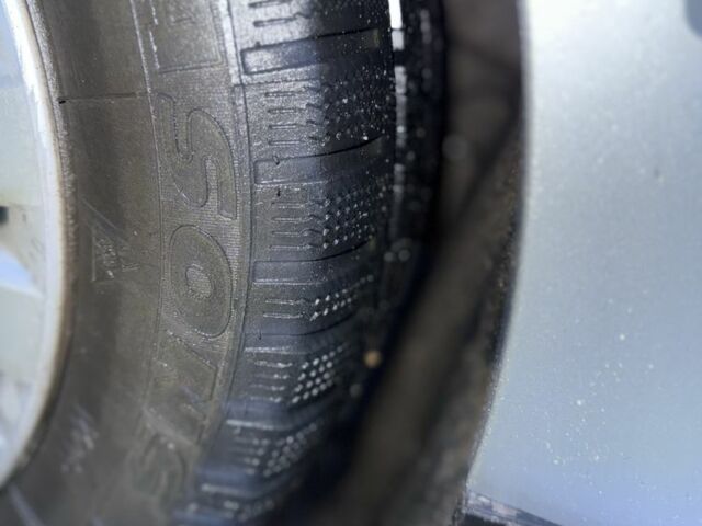 Сірий Фольксваген Пассат Варіант, об'ємом двигуна 2 л та пробігом 300 тис. км за 2950 $, фото 23 на Automoto.ua