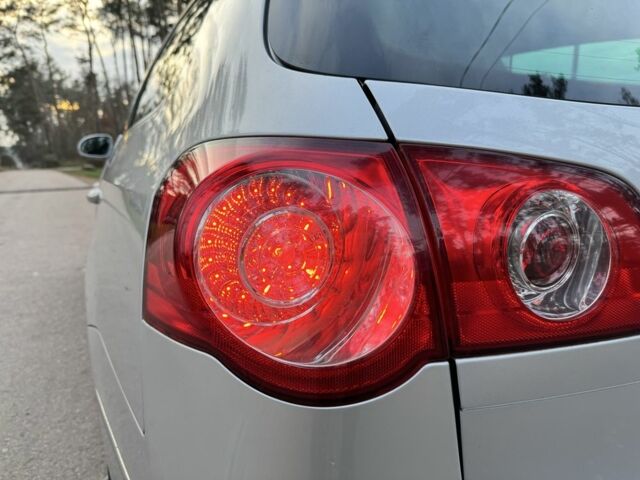 Сірий Фольксваген Пассат Варіант, об'ємом двигуна 2 л та пробігом 278 тис. км за 7800 $, фото 23 на Automoto.ua