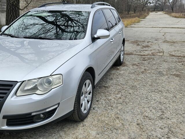 Сірий Фольксваген Пассат Варіант, об'ємом двигуна 1.6 л та пробігом 308 тис. км за 7000 $, фото 5 на Automoto.ua