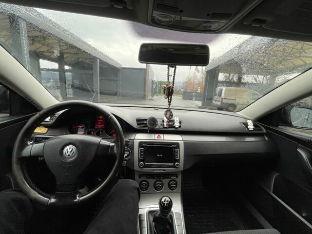 Серый Фольксваген Пассат Вариант, объемом двигателя 1.9 л и пробегом 310 тыс. км за 5500 $, фото 4 на Automoto.ua