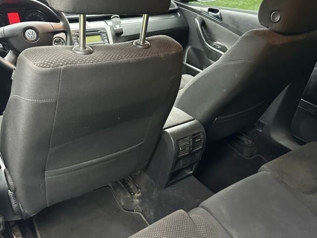 Серый Фольксваген Пассат Вариант, объемом двигателя 1.9 л и пробегом 2 тыс. км за 2200 $, фото 5 на Automoto.ua