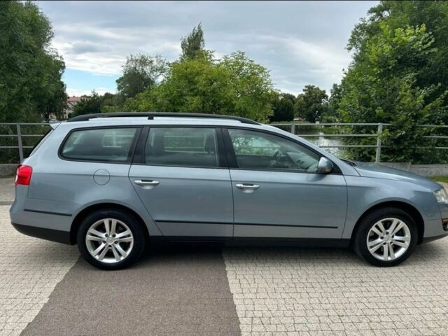 Сірий Фольксваген Пассат Варіант, об'ємом двигуна 1.9 л та пробігом 225 тис. км за 1750 $, фото 2 на Automoto.ua