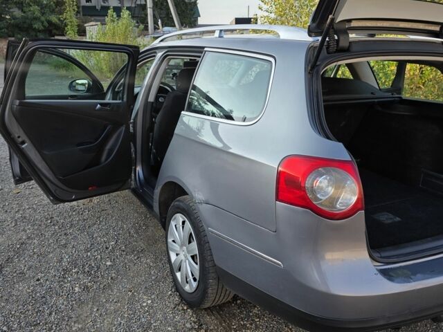 Серый Фольксваген Пассат Вариант, объемом двигателя 2 л и пробегом 345 тыс. км за 5400 $, фото 9 на Automoto.ua