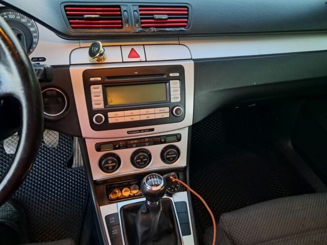 Фольксваген Пассат Вариант 2007 в Калиновке на Automoto.ua Серый Фольксваген Пассат Вариант, объемом двигателя 2 л и пробегом 291 тыс. км за 6300 $, фото 20 на Automoto.ua