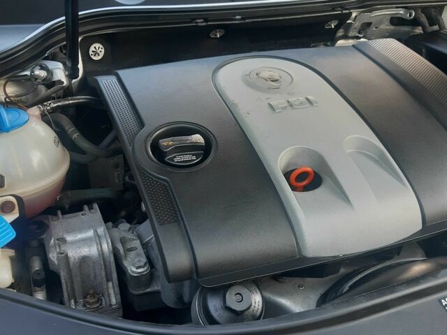 Серый Фольксваген Пассат Вариант, объемом двигателя 1.6 л и пробегом 165 тыс. км за 6959 $, фото 7 на Automoto.ua