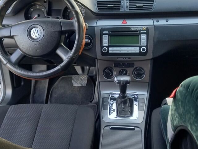 Сірий Фольксваген Пассат Варіант, об'ємом двигуна 2 л та пробігом 280 тис. км за 5600 $, фото 5 на Automoto.ua