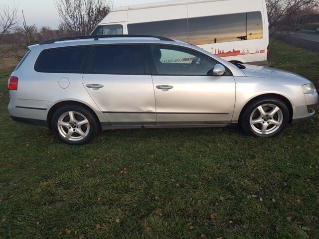 Сірий Фольксваген Пассат Варіант, об'ємом двигуна 2 л та пробігом 225 тис. км за 4500 $, фото 5 на Automoto.ua