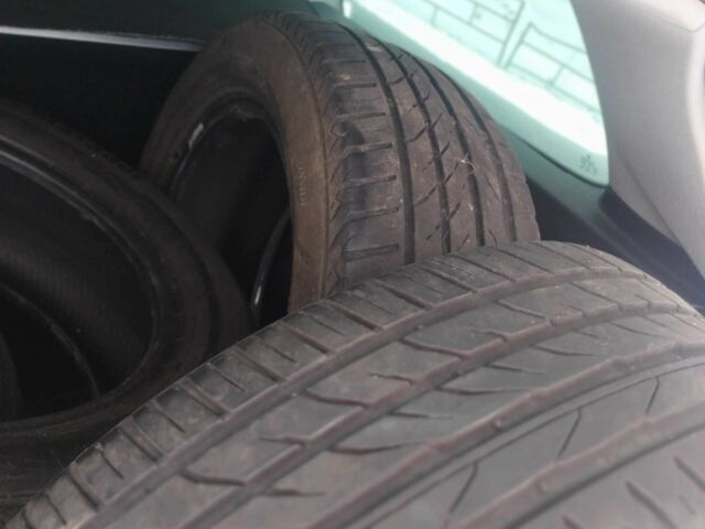 Сірий Фольксваген Пассат Варіант, об'ємом двигуна 2 л та пробігом 350 тис. км за 3300 $, фото 4 на Automoto.ua