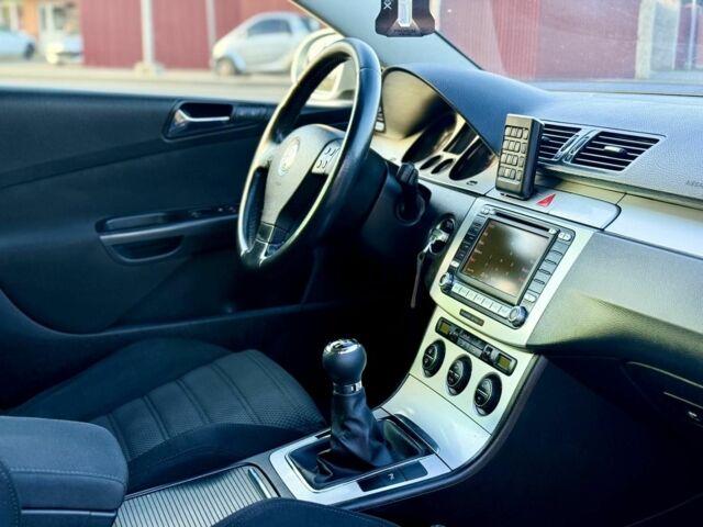 Серый Фольксваген Пассат Вариант, объемом двигателя 2 л и пробегом 309 тыс. км за 5350 $, фото 8 на Automoto.ua