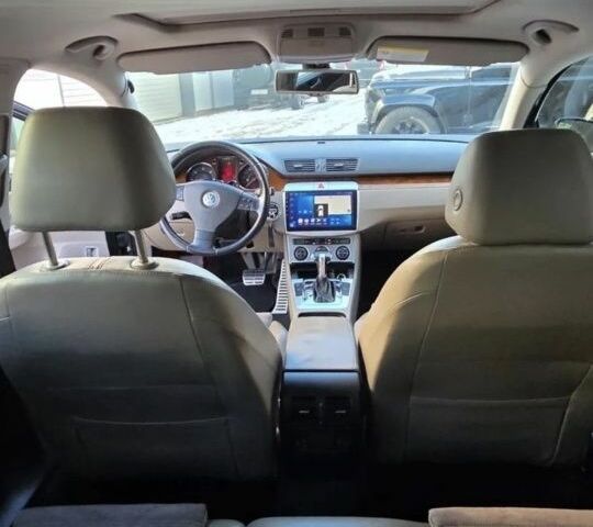 Серый Фольксваген Пассат Вариант, объемом двигателя 2 л и пробегом 233 тыс. км за 2010 $, фото 15 на Automoto.ua