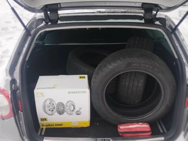 Сірий Фольксваген Пассат Варіант, об'ємом двигуна 2 л та пробігом 350 тис. км за 3300 $, фото 5 на Automoto.ua