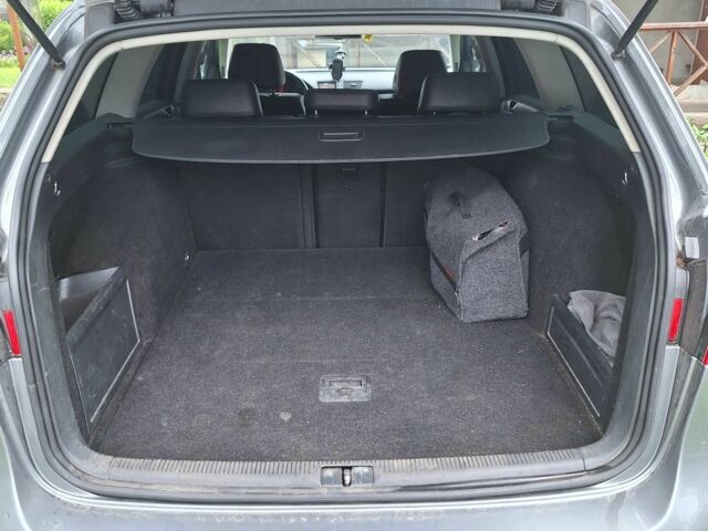 Серый Фольксваген Пассат Вариант, объемом двигателя 2 л и пробегом 349 тыс. км за 6500 $, фото 8 на Automoto.ua