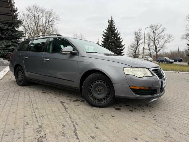 Серый Фольксваген Пассат Вариант, объемом двигателя 1.9 л и пробегом 464 тыс. км за 3300 $, фото 5 на Automoto.ua