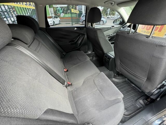 Серый Фольксваген Пассат Вариант, объемом двигателя 2 л и пробегом 196 тыс. км за 6500 $, фото 11 на Automoto.ua