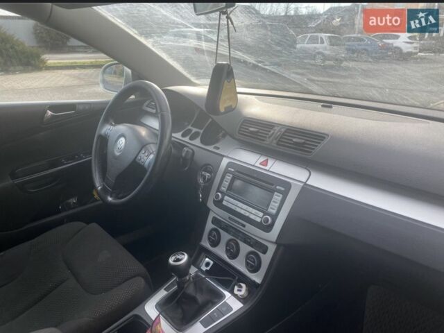 Сірий Фольксваген Пассат Варіант, об'ємом двигуна 1.9 л та пробігом 330 тис. км за 2650 $, фото 5 на Automoto.ua
