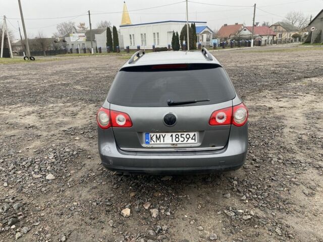 Сірий Фольксваген Пассат Варіант, об'ємом двигуна 2 л та пробігом 300 тис. км за 1650 $, фото 5 на Automoto.ua