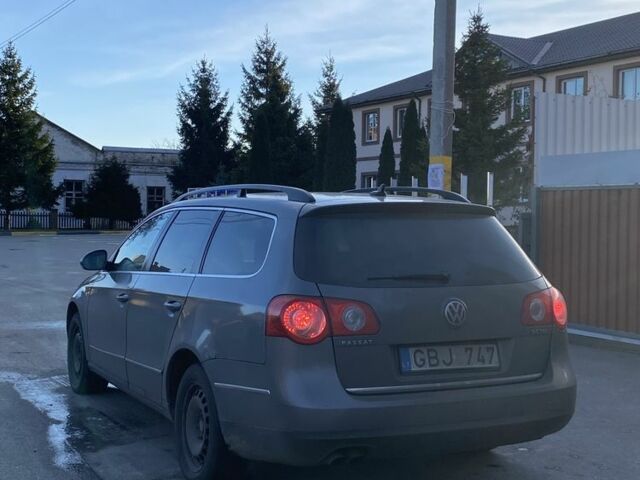 Серый Фольксваген Пассат Вариант, объемом двигателя 2 л и пробегом 240 тыс. км за 2900 $, фото 3 на Automoto.ua