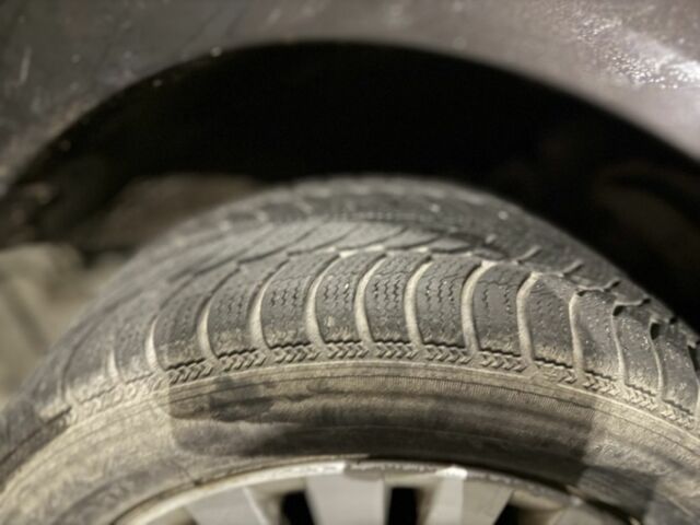 Серый Фольксваген Пассат Вариант, объемом двигателя 1.9 л и пробегом 300 тыс. км за 2950 $, фото 8 на Automoto.ua