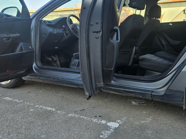 Серый Фольксваген Пассат Вариант, объемом двигателя 2 л и пробегом 314 тыс. км за 2957 $, фото 11 на Automoto.ua